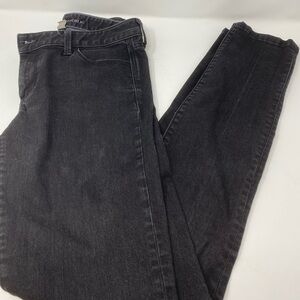 Women’s Banana Republic Black Distressed Wash Skinny Jeans